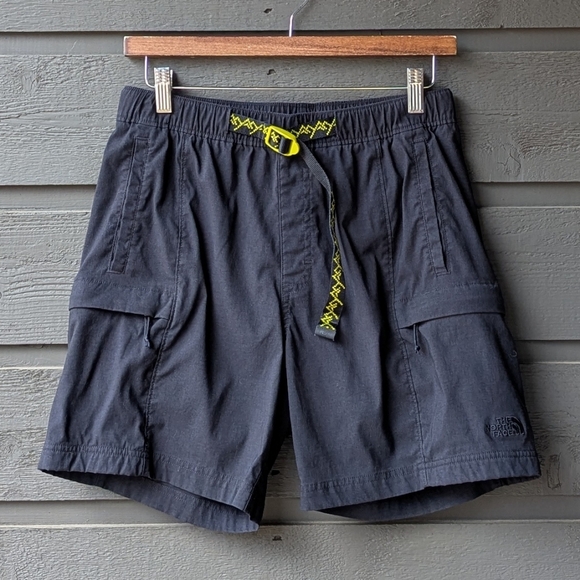 The North Face Black Nylon Cargo Belted Hiking Shorts Size Small - Picture 8 of 8